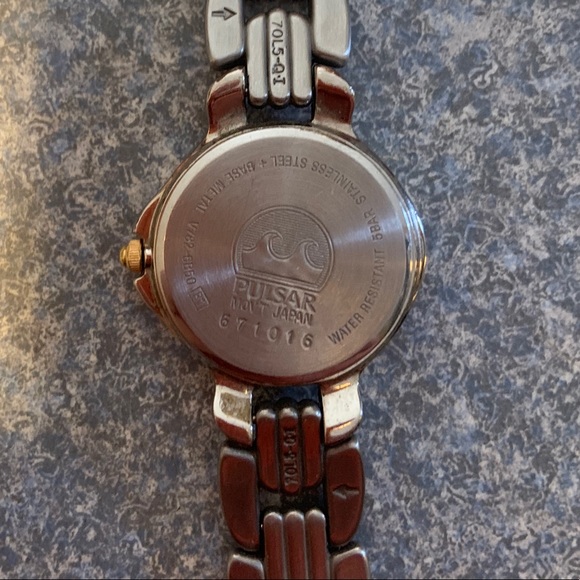 Pulsar Watch - Water Resistant 5Bar - Working - Picture 7 of 7